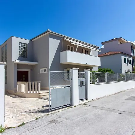 Fortunella سبليت